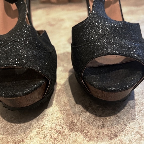 JustFab platform T strap open toe heels black sparkle size 8.5 - Picture 9 of 12